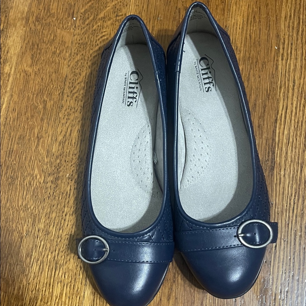 Clarks Dark Blue Quilted Flats